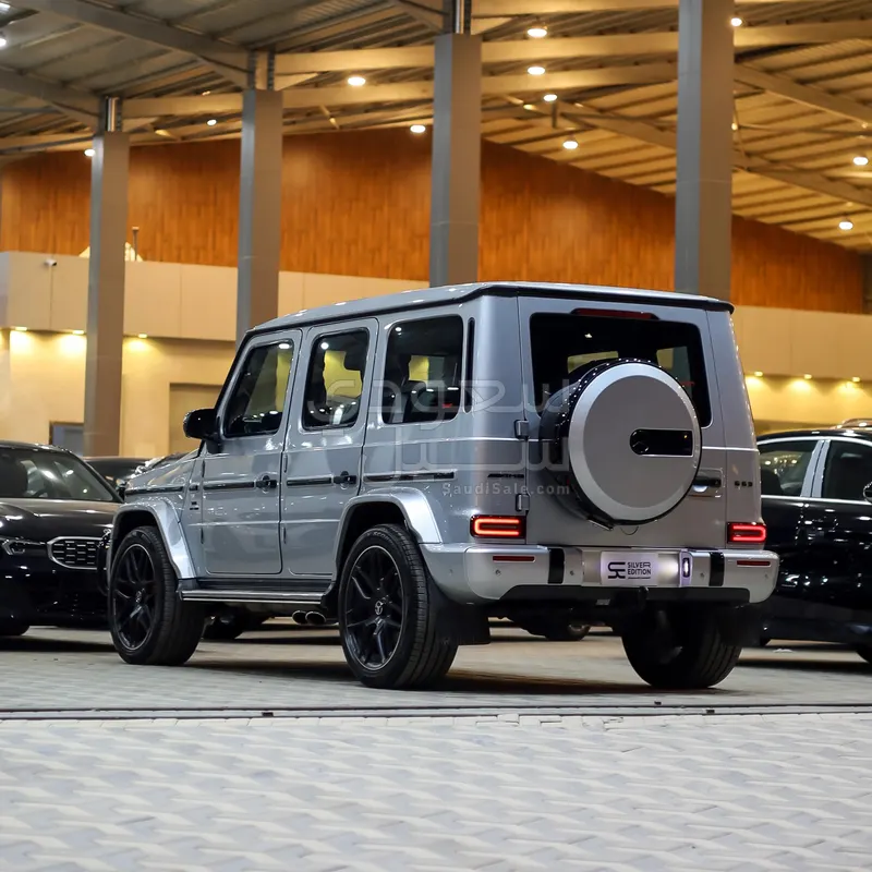 2022 مرسيدس - بنز جي 63 أي إم جي