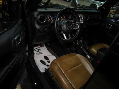 2020 جييب رانجلر صحارى