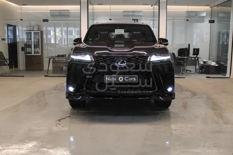 2026 لكزس إل إكس 600 إف