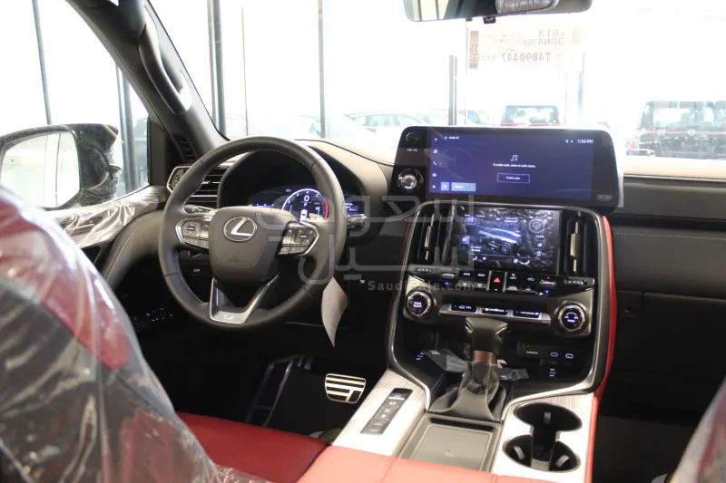 2026 لكزس إل إكس 600 إف