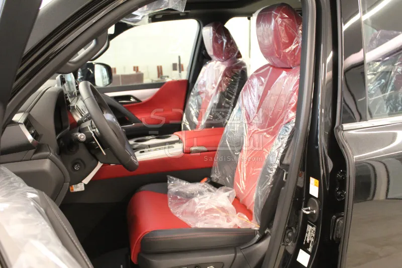 2026 لكزس إل إكس 600 إف