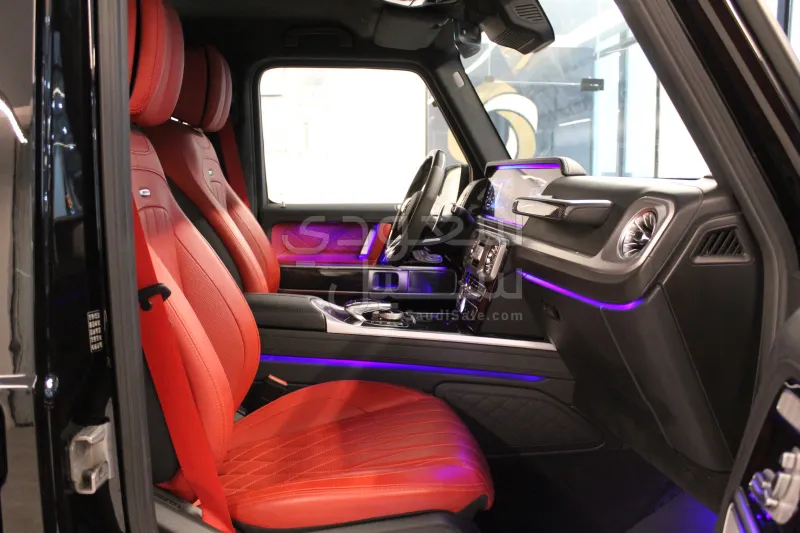 2022 مرسيدس - بنز جي 63 أي إم جي