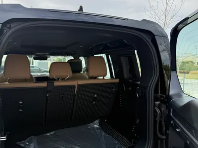 2026 لاند روفر ديفيندر اكس 110