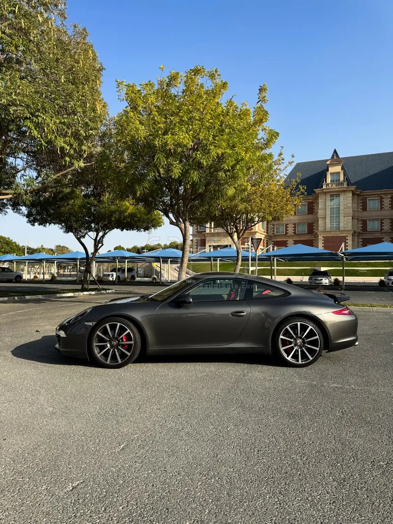 2013 بورش 911 كاريرا اس