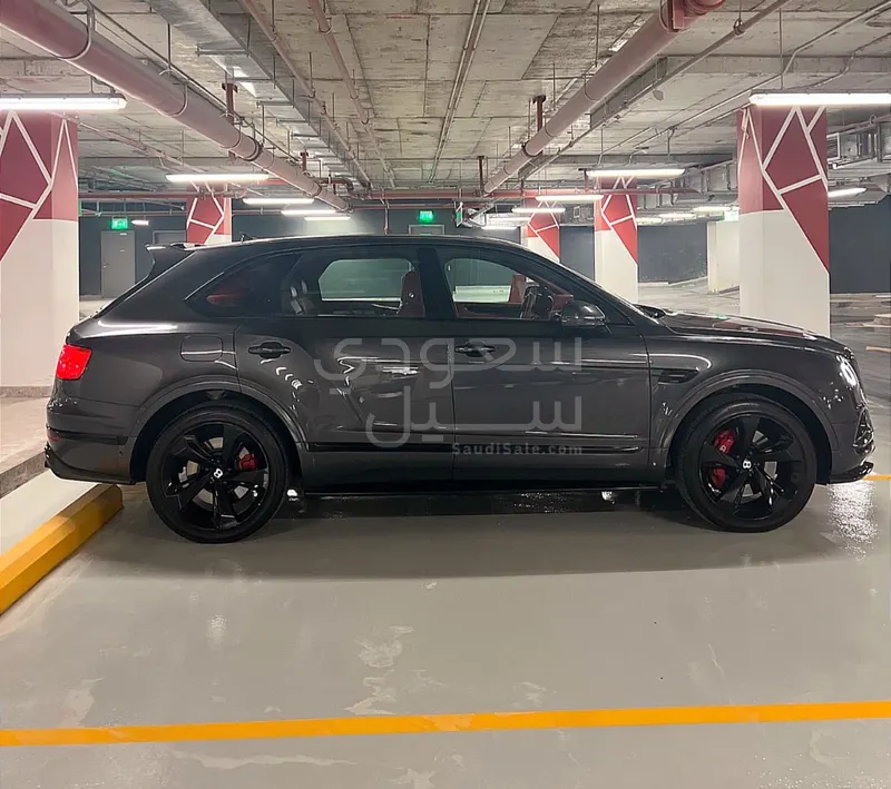 2020 بنتلي بنتايجا اس