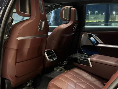 2024 بي ام دبليو الفئة السابعة 735أي