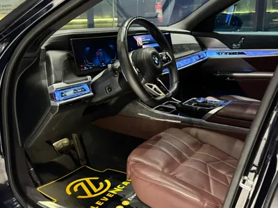 2024 بي ام دبليو الفئة السابعة 735أي