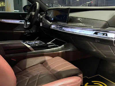 2024 بي ام دبليو الفئة السابعة 735أي