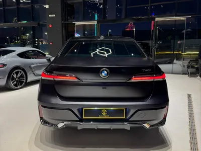 2024 بي ام دبليو الفئة السابعة 735أي