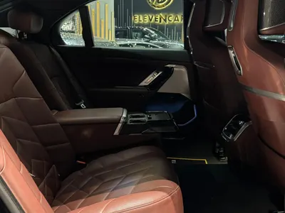 2024 بي ام دبليو الفئة السابعة 735أي