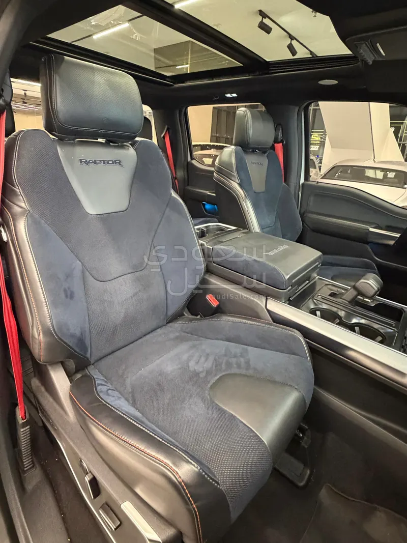 2023 فورد اف 150 رابتور