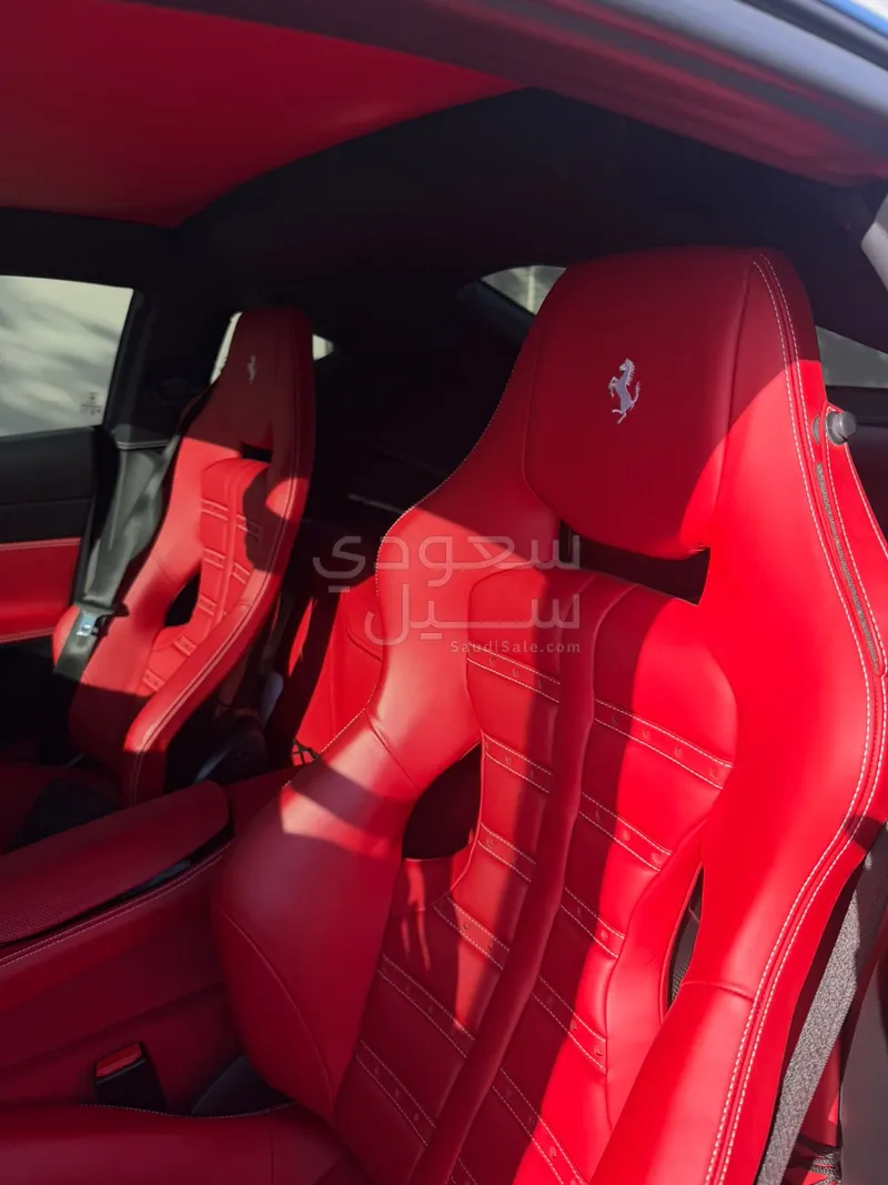 2018 فيراري 812 سوبر فاست