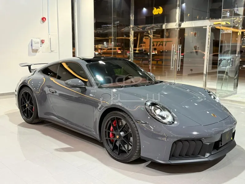 2026 بورش 911 كاريرا 4 جي تي اس