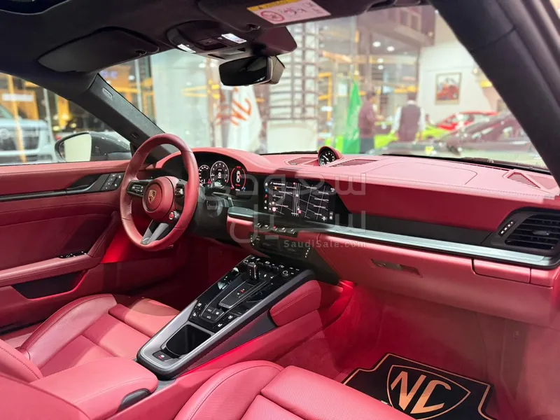 2026 بورش 911 كاريرا 4 جي تي اس