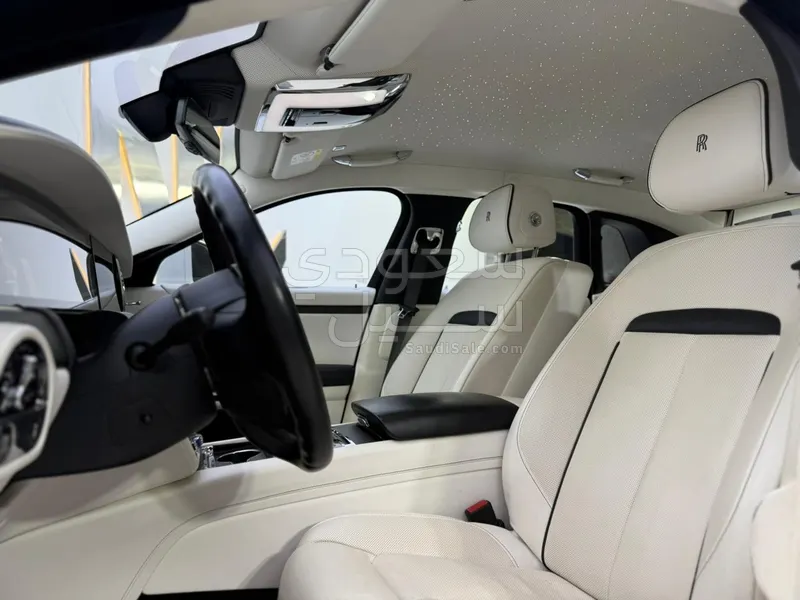 2022 رولز رويس قوست