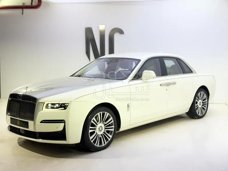 2022 رولز رويس قوست