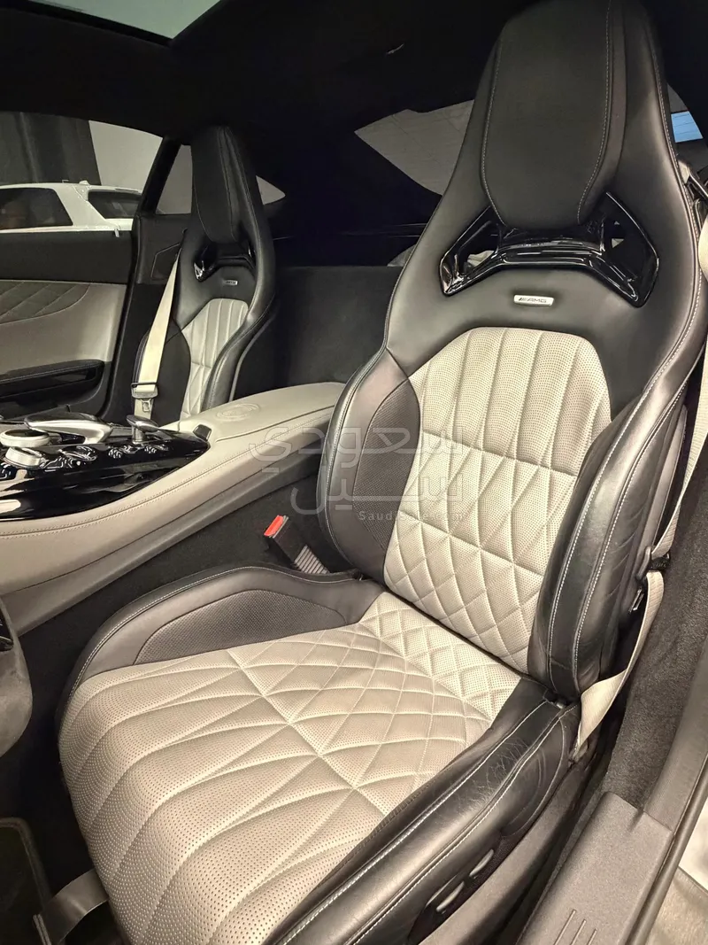 2018 مرسيدس - بنز جي تي سي