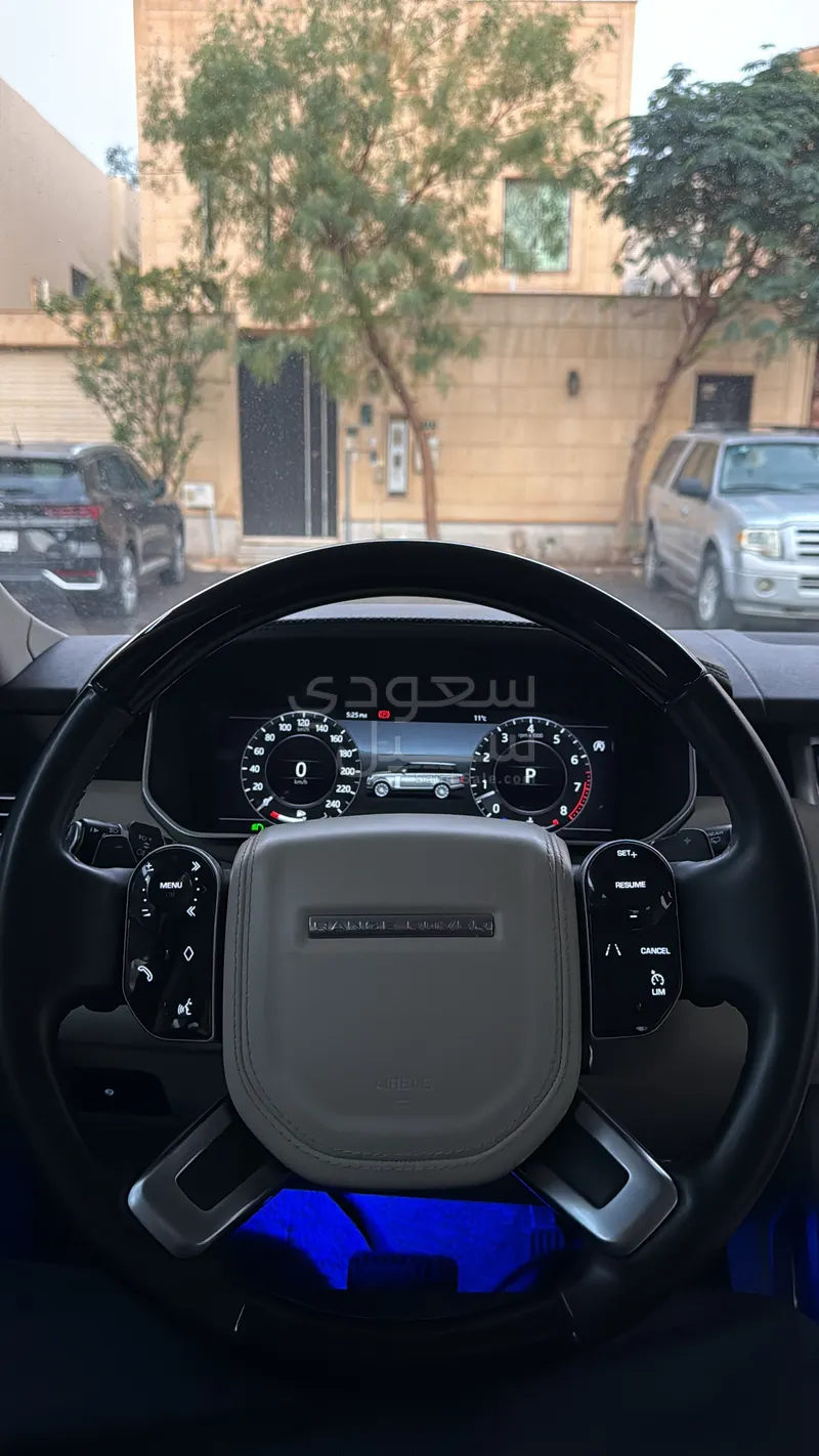 2019 لاند روفر رينج روفر اتش اس اي