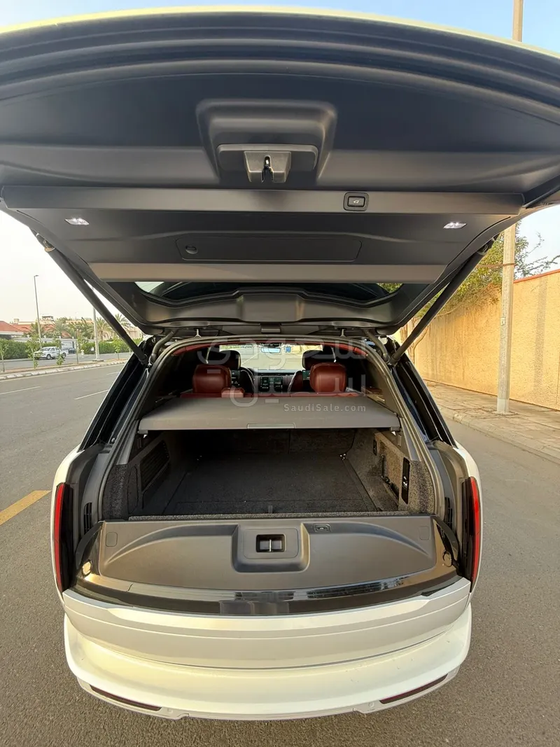 2023 لاند روفر رينج روفر فوج اوتوبيوغرافي