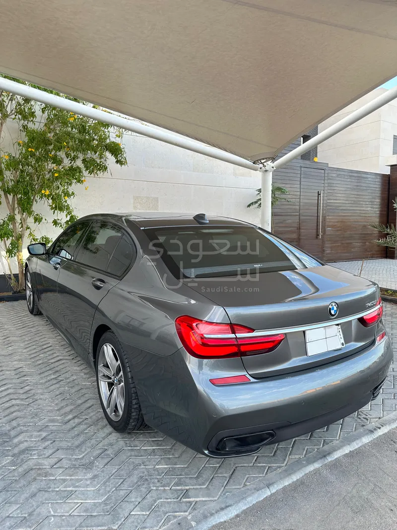 2016 بي ام دبليو الفئة السابعة 740 إل أي