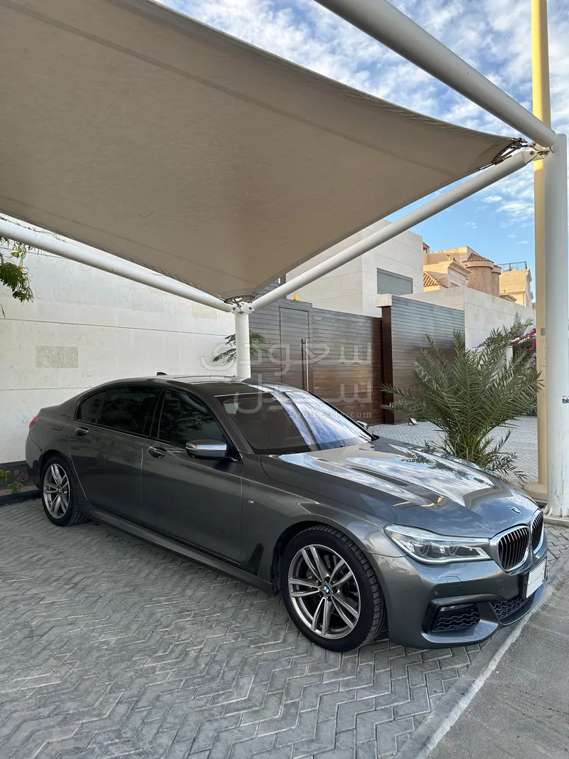 2016 بي ام دبليو الفئة السابعة 740 إل أي