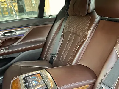 2016 بي ام دبليو الفئة السابعة 740 إل أي