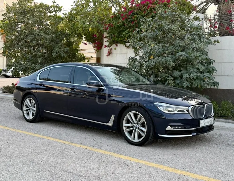 2016 بي ام دبليو الفئة السابعة 750 إل أي