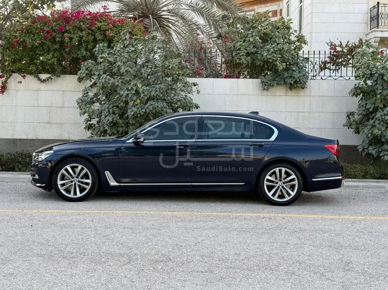 2016 بي ام دبليو الفئة السابعة 750 إل أي