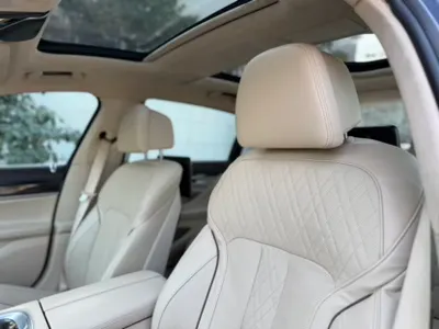 2016 بي ام دبليو الفئة السابعة 750 إل أي