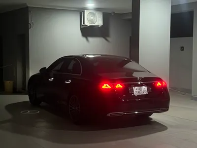 2025 Mercedes-Benz E 200