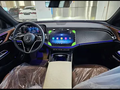 2025 Mercedes-Benz E 200