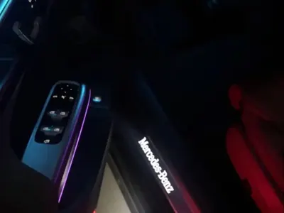 2025 Mercedes-Benz E 200