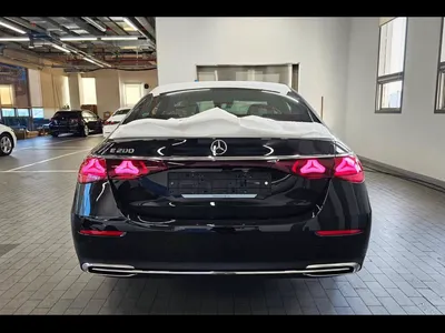 2025 Mercedes-Benz E 200