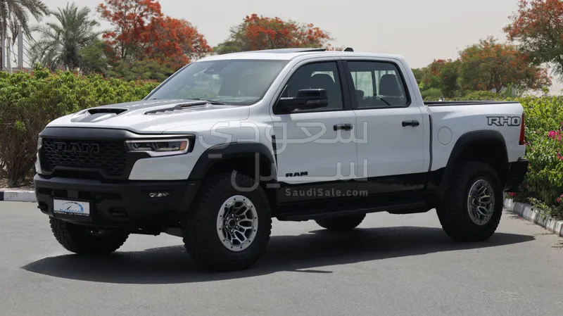 2025 دودج رام تي ار اكس