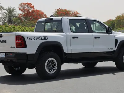 2025 دودج رام تي ار اكس