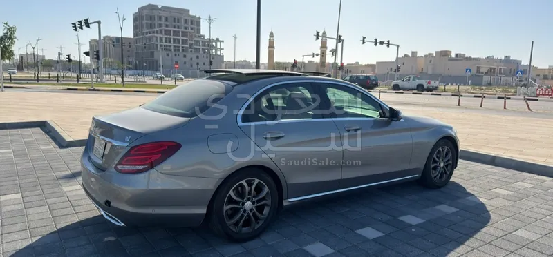 2016 مرسيدس - بنز سي 200