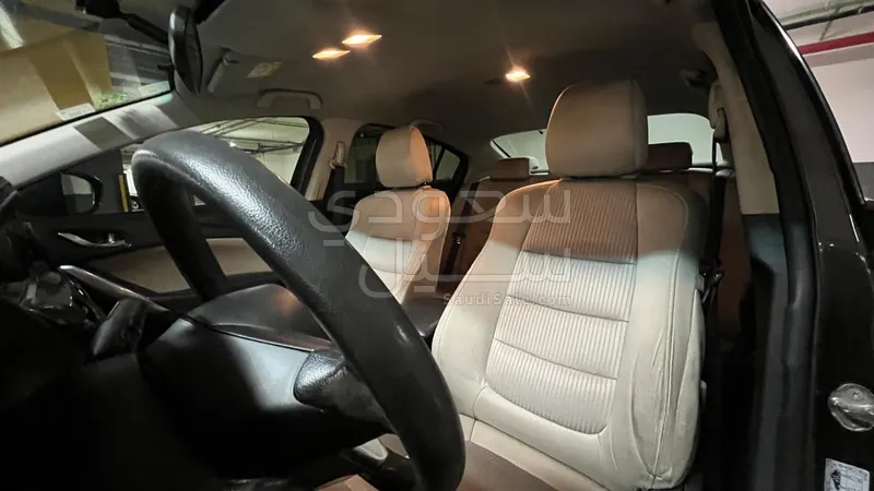 2016 مازدا مازدا 6