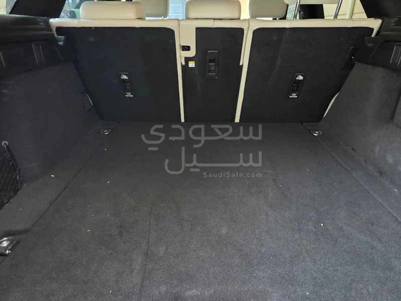 2021 لاند روفر رينج روفر فيلار فيلار