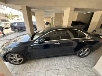 2017 مرسيدس - بنز إي 300