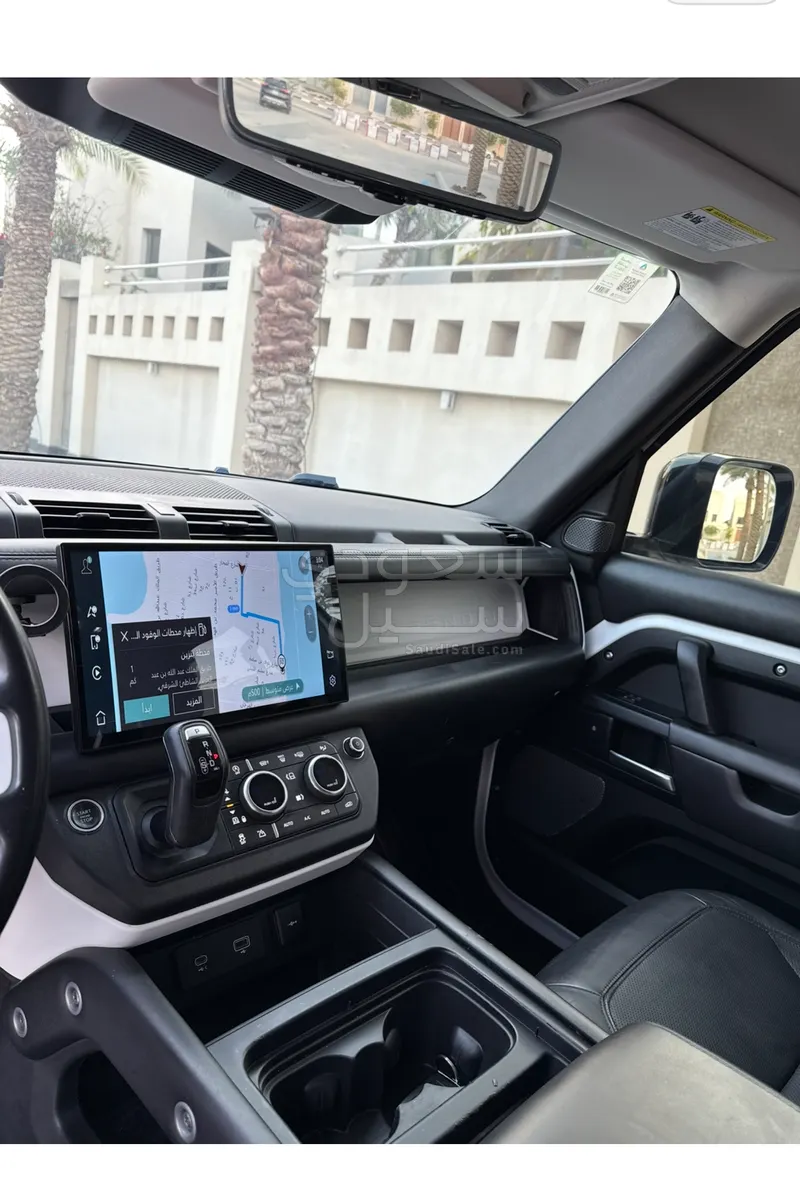 2020 لاند روفر ديفيندر 110