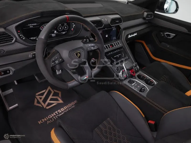 2024 Lamborghini URUS Performante
