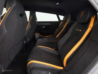 2024 Lamborghini URUS Performante