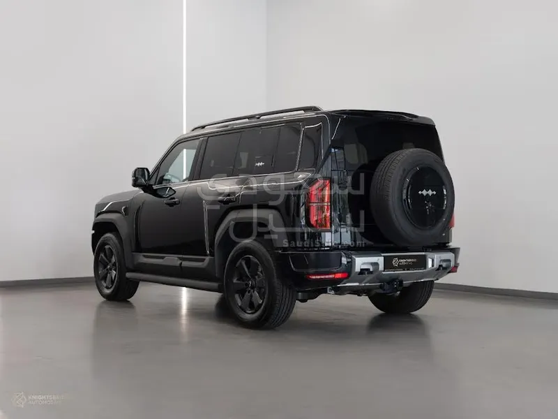 2026 بي واي دي ليوبارد 5