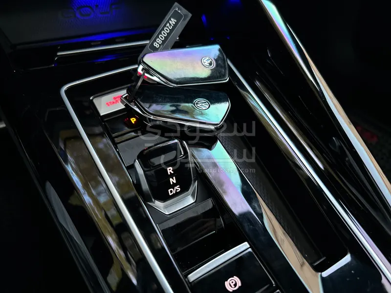 2023 فولكس واجن جي تي اي