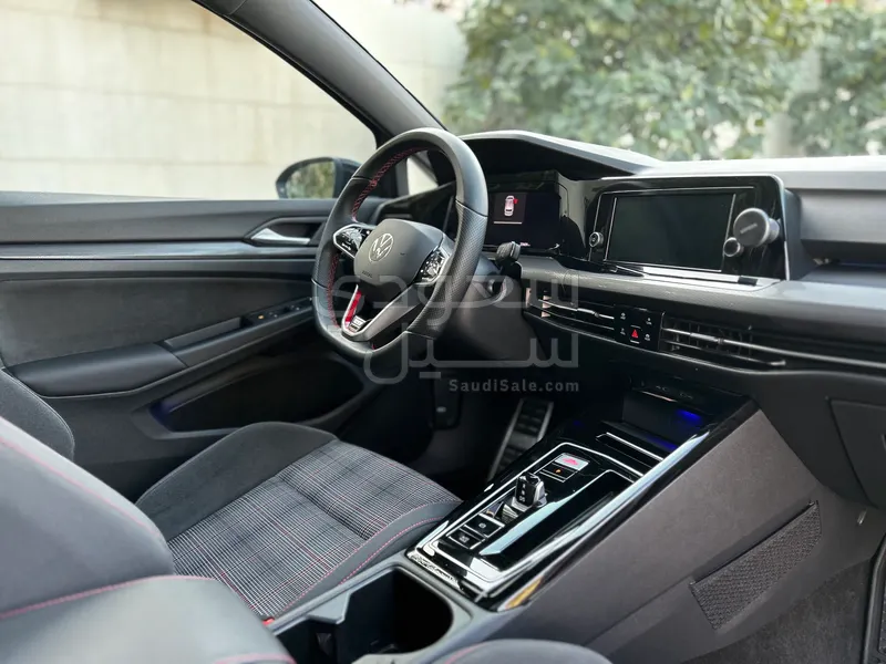 2023 فولكس واجن جي تي اي
