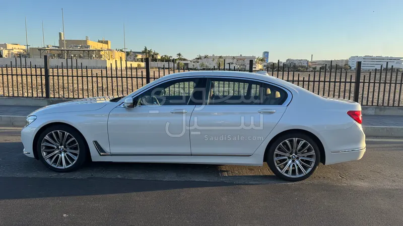 2019 بي ام دبليو الفئة السابعة 740 إل أي