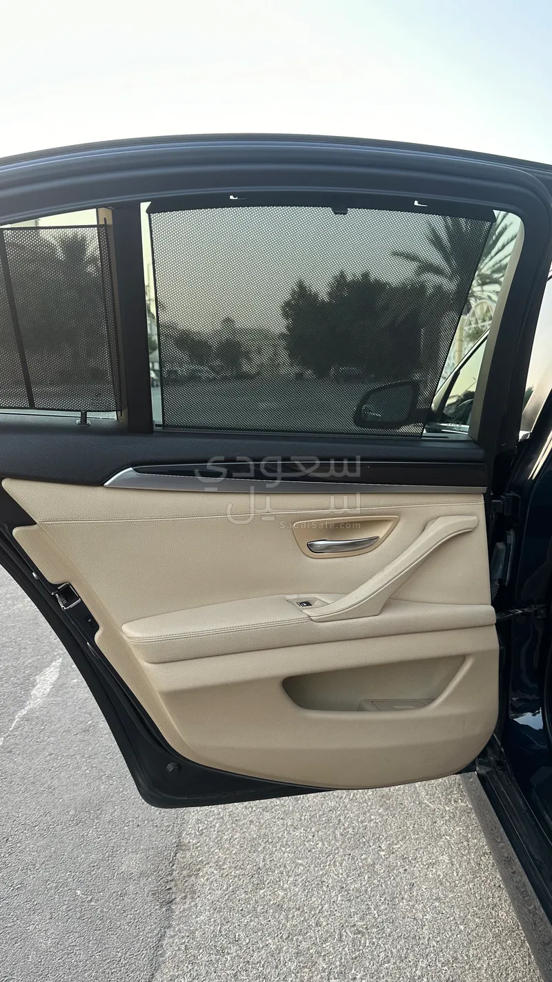 2015 بي ام دبليو الفئة الخامسة 520 أي