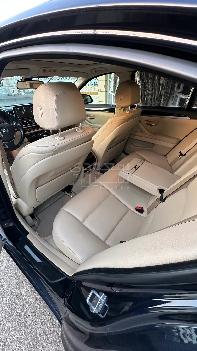 2015 بي ام دبليو الفئة الخامسة 520 أي