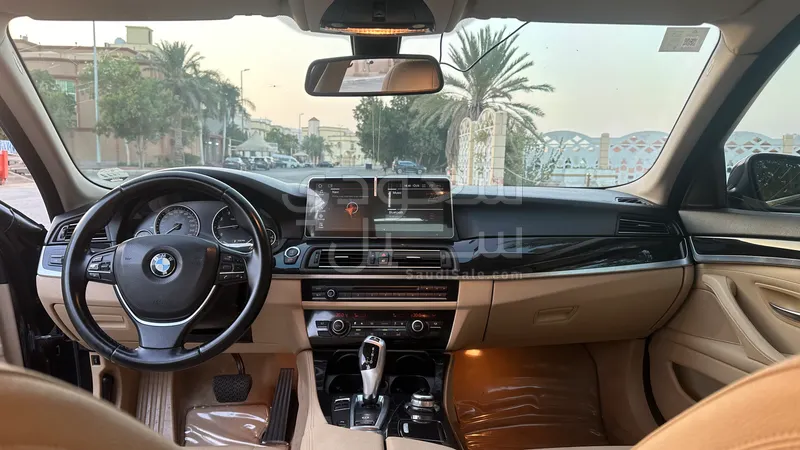 2015 بي ام دبليو الفئة الخامسة 520 أي