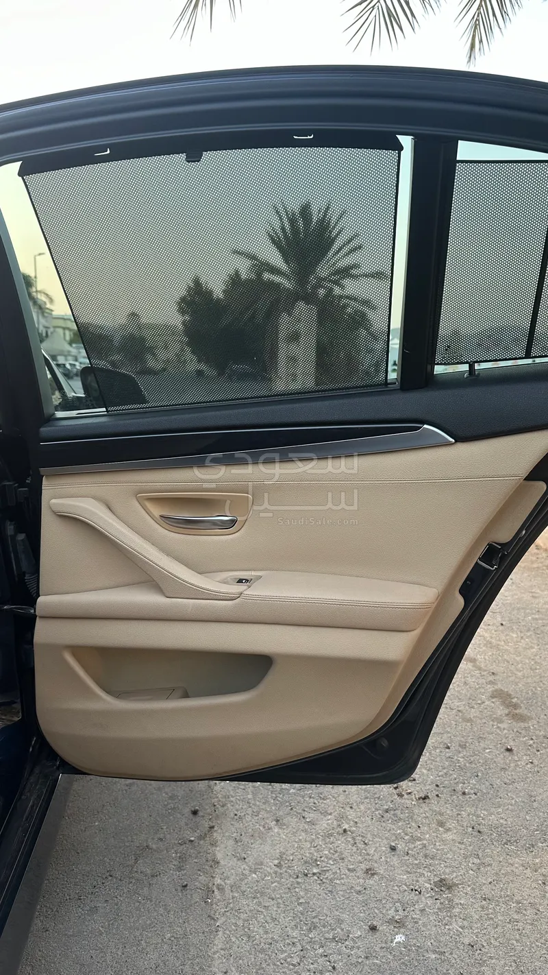 2015 بي ام دبليو الفئة الخامسة 520 أي